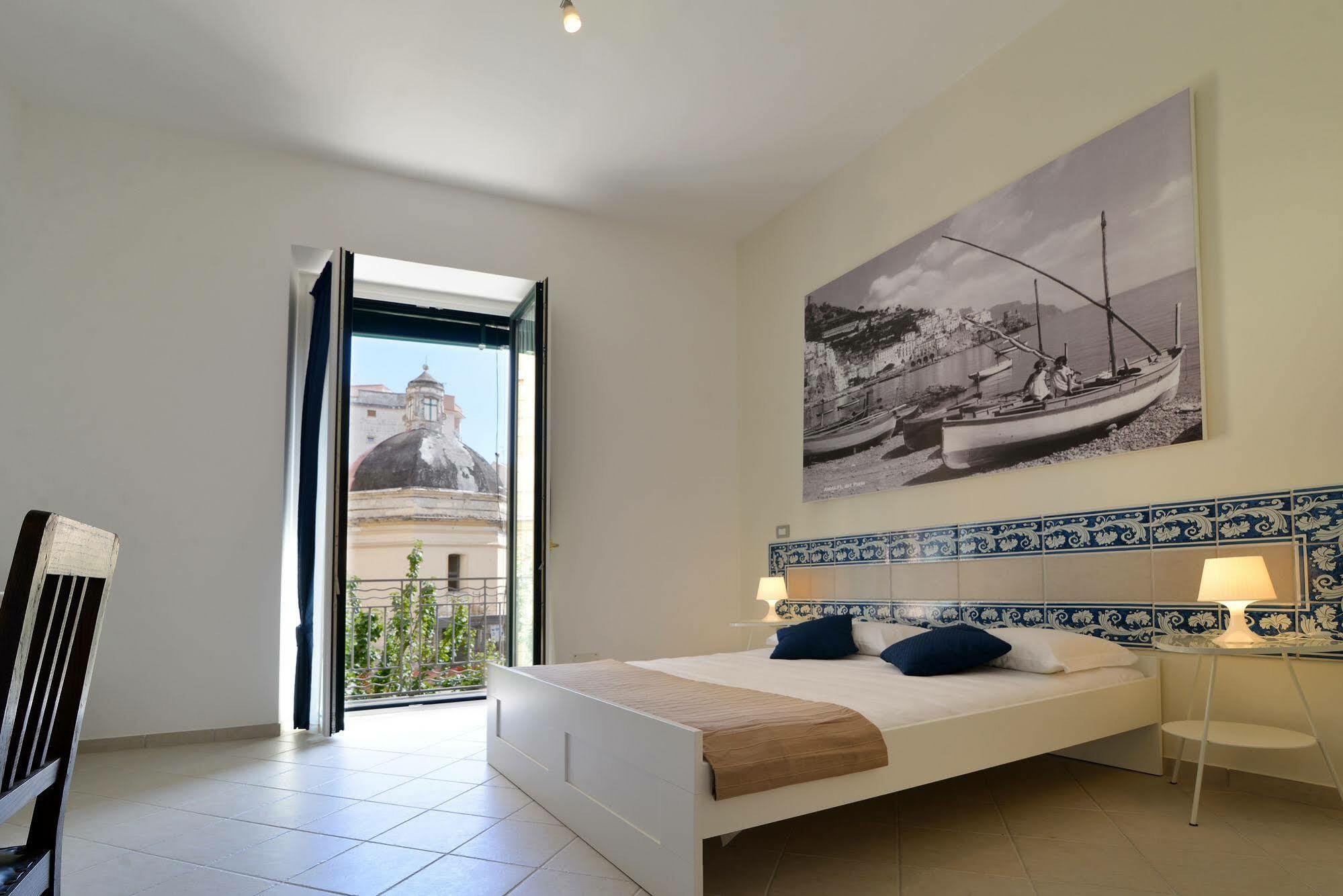 Santi E Saraceni Rooms Salerno Zewnętrze zdjęcie
