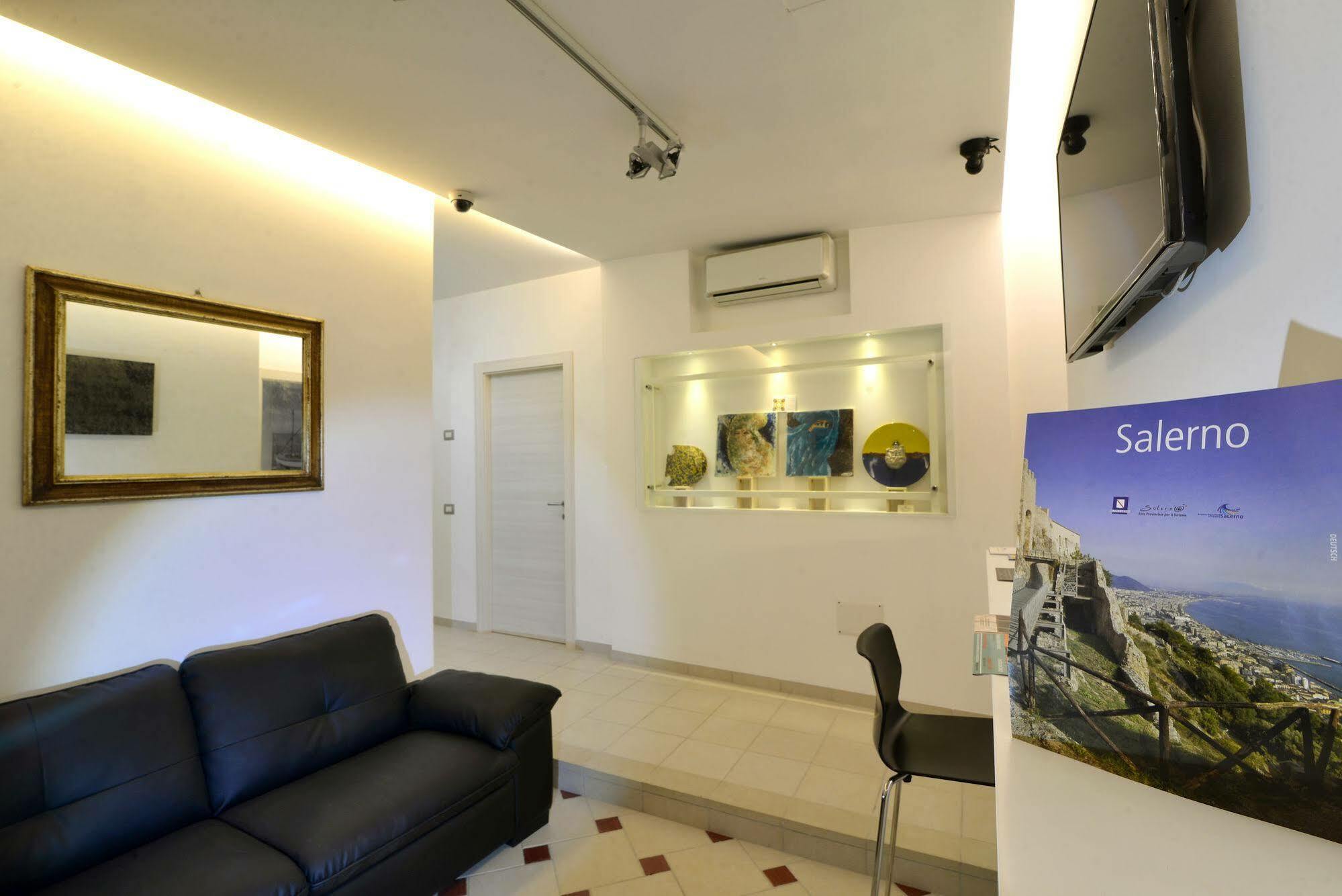 Santi E Saraceni Rooms Salerno Zewnętrze zdjęcie