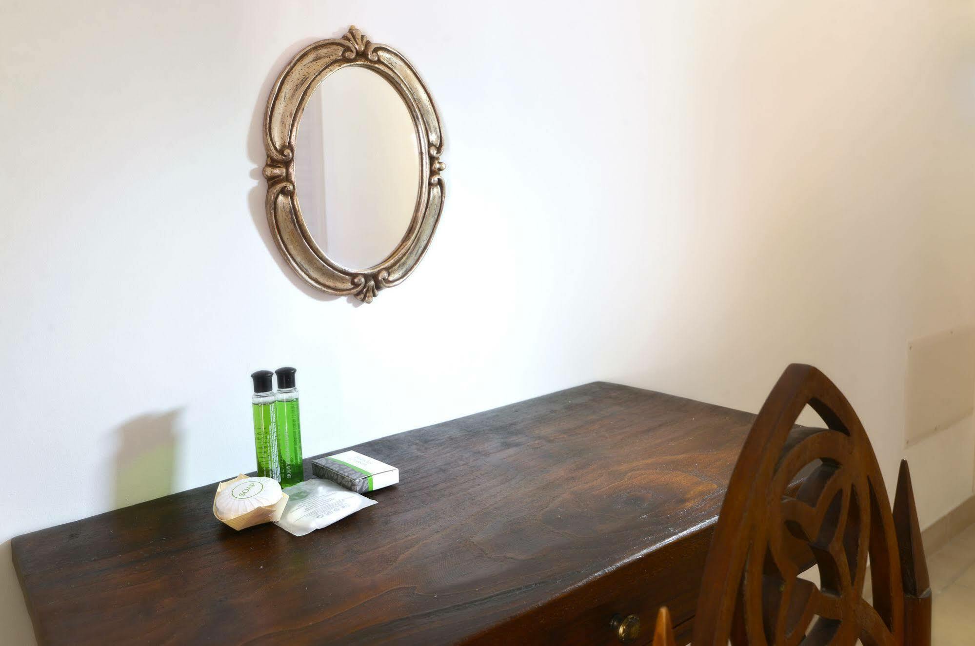 Santi E Saraceni Rooms Salerno Zewnętrze zdjęcie